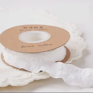 White Crumpled Ribbon for Cake Decorating (1 in x 9m)