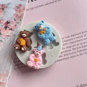 3 cavity teddy Bears mould