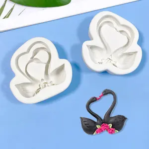 Couple swan silicone mould
