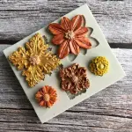 5 Cavities 3D Vintage Flowers Dahlia,Blossom Daisy Shape silicone mould