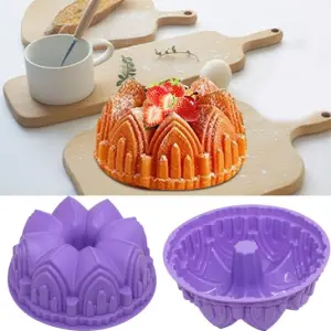 Crown shape Non-Stick Flexible Cake Mould