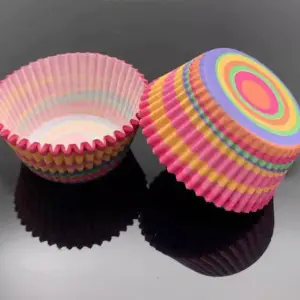 100 pcs Colorful spiral theme Cake Cups / Muffin Cups Style 2
