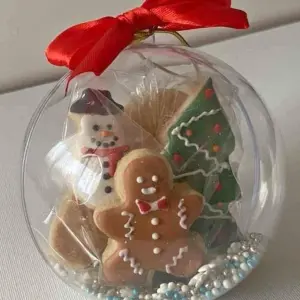 Clear round plastic small gift box size 10 cm