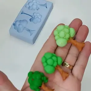 3 cavity tree silicone mould