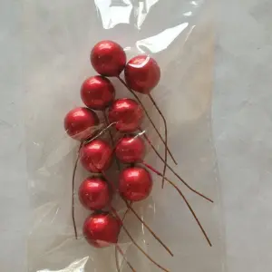 10 pcs Metallic Red round 1 cm diameter faux balls
