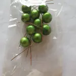 10 pcs Metallic Dark green round 1 cm diameter faux balls