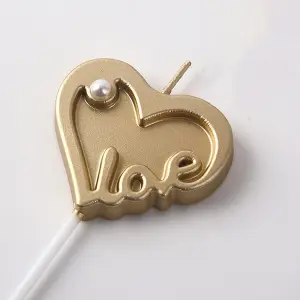 3D Pearl Heart Cake Candle