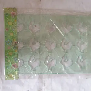 Hen Shape Chocolate Garnish Mould