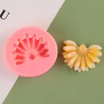 Banana shaped silicone mould style 3