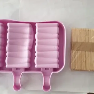 3 cavity wave design Silicone Cakesicle Mould with wooden sticks set
