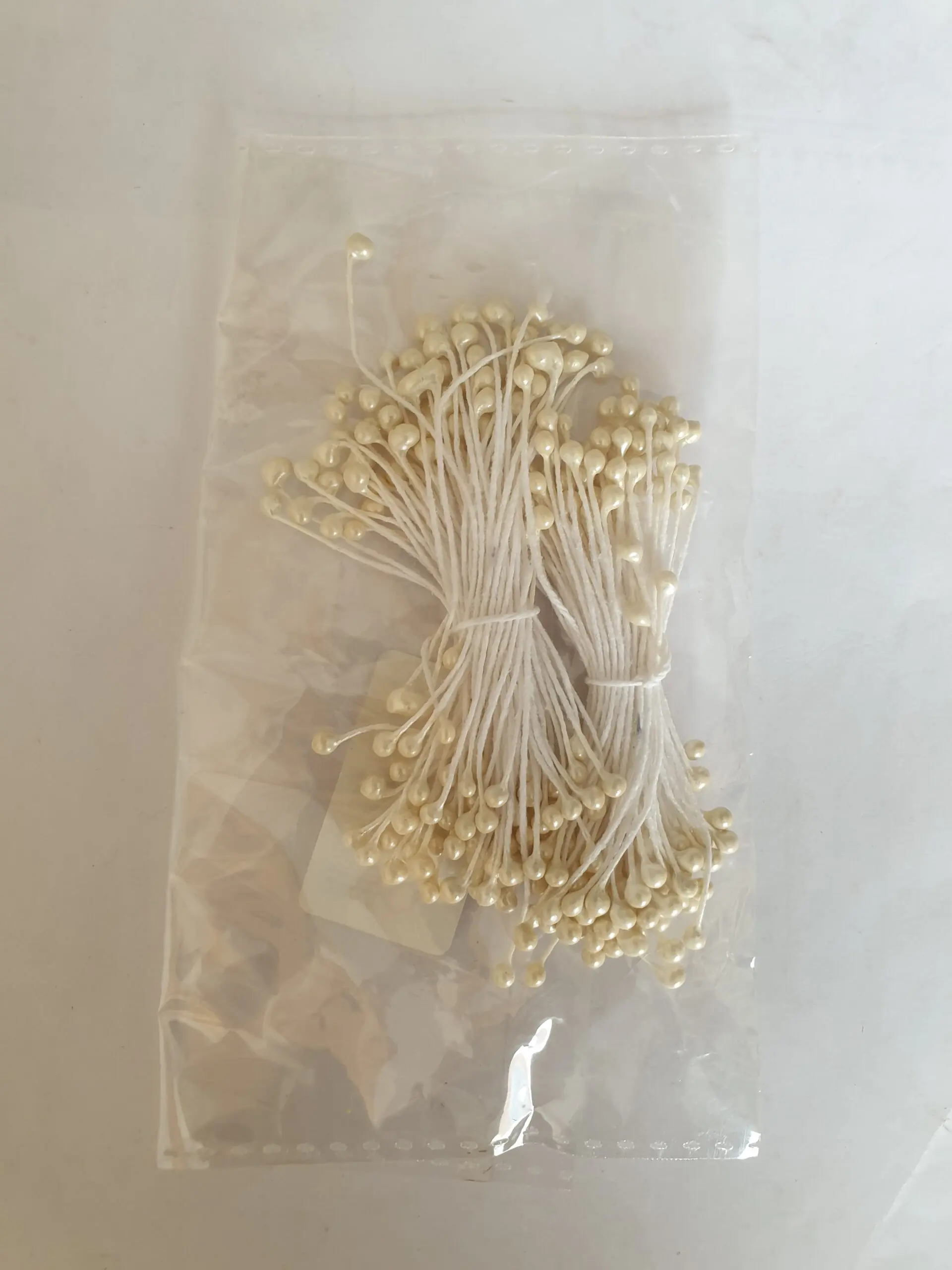 Non-Edible High End Artificial Pollen Stem ( Pearl White)