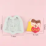 Couple holding hearts silicone mould