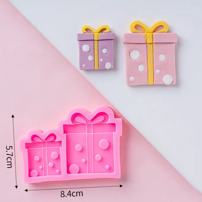 Double gift box with polka dots silicone fondant mould