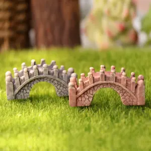 2 pcs 3D Bridge Cake Topper Toy