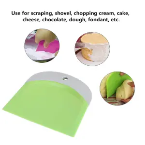 1 Pcs Plastic Cream Scraper Spatula Multipurpose Food Scrappers Dough Cutter Kitchen Baking Pastry Tool for Bread Dough Cake Fondant Icing Making(Green)