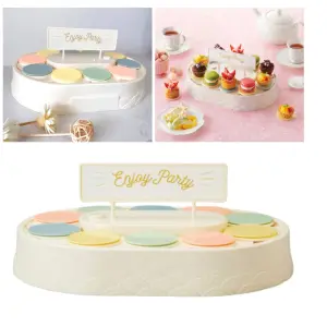 Rotating Cupcake Stand