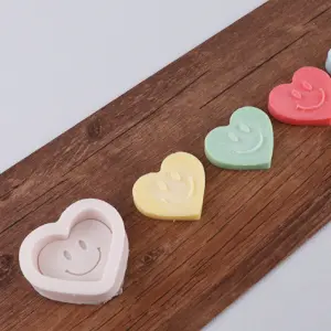 3D Smiling Love silicone Mould