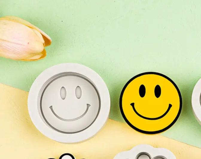 3D Smiling face silicone Mould