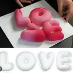 4 pcs Love Shape Nonstick Baking Silicone Mould