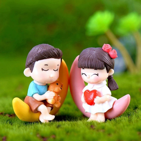 Cute-Couple-Miniature-Figurines-Style-13-2-550x550-1.jpg