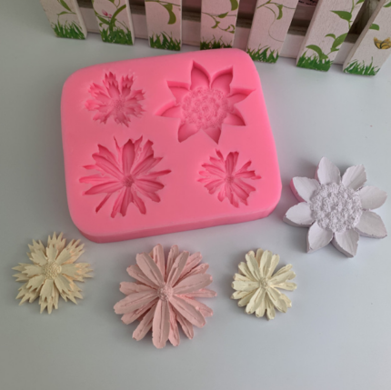 4 Cavity 3D flower silicone mould
